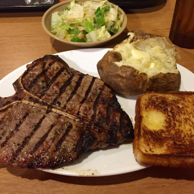 Here Is The List Of The 13 Most Popular Steakhouse Restaurants in Jackson County