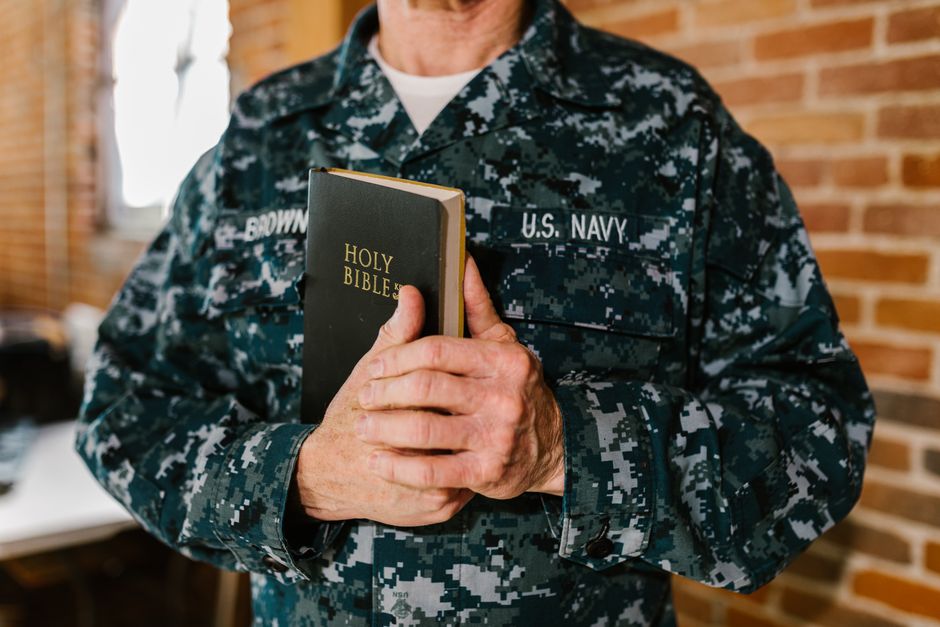 How Should Chaplains and Faith Leaders Respond to Suicidal Thoughts?